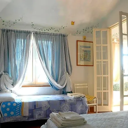 Bed & Breakfast Floriana 3*