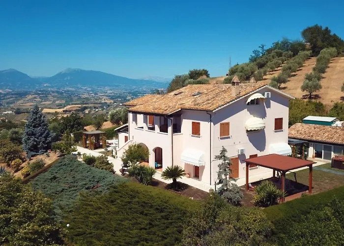 Bed & Breakfast Floriana 4*