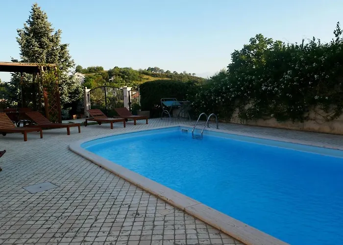 Floriana לינה וארוחת בוקר Tortoreto