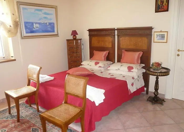 Floriana Bed & Breakfast 4*